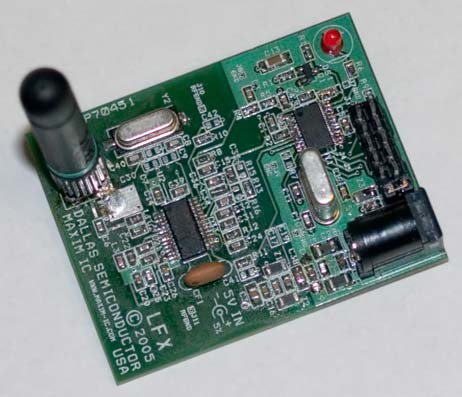 圖7. RKE接收器電路板上安裝了MAXQ3212和MAX1473。