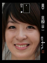4．確認(rèn)眼部合焦后釋放快門(mén)