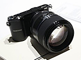 CES2012:三星NX200攜附件參展