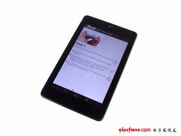 相信很多人都會(huì)不由自主的關(guān)注谷歌Nexus 7的價(jià)格問題?，F(xiàn)在揭開謎團(tuán)——200美元！