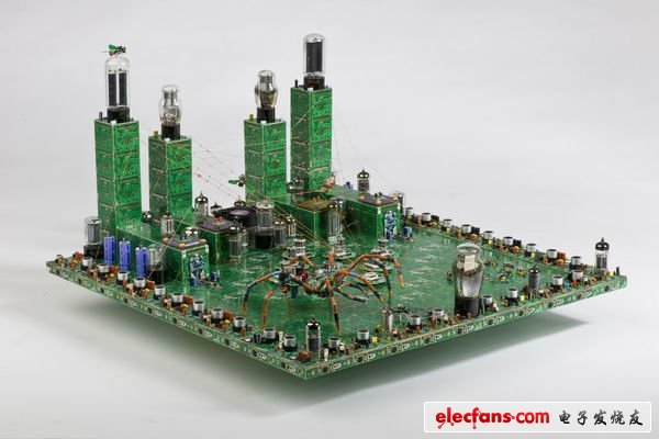 分享一組廢舊電路板的藝術(shù)品，希望能給大家?guī)?lái)靈感。