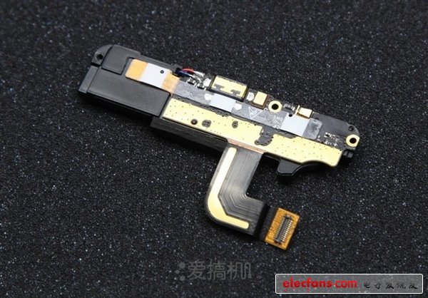 真值3456？拆開nubia Z5一探究竟