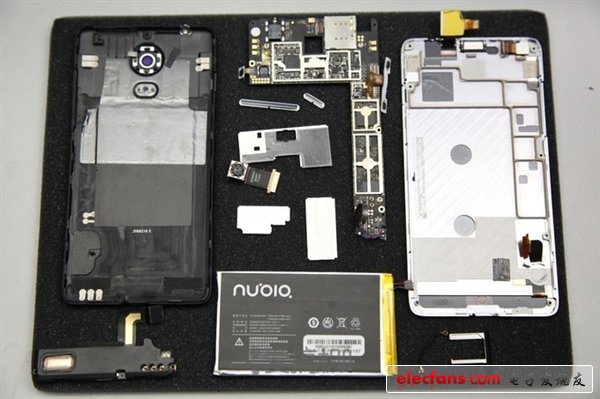 真值3456？拆開nubia Z5一探究竟