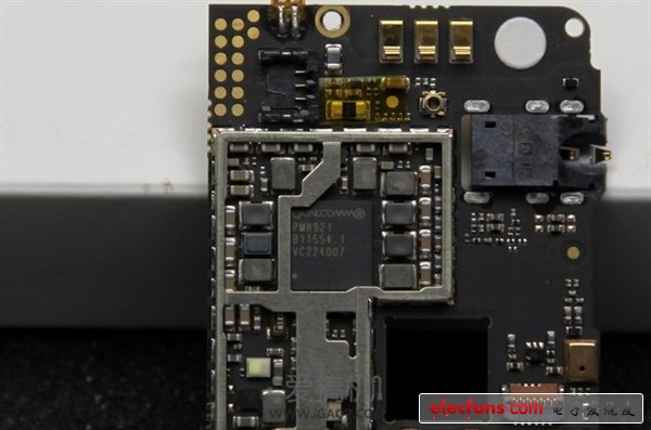 真值3456？拆開nubia Z5一探究竟