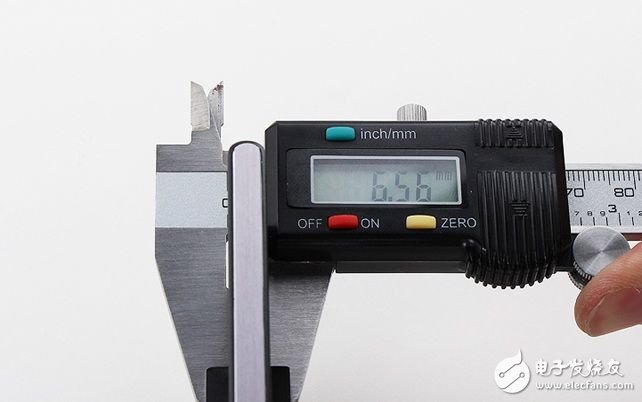 華為P7拆解：超薄機(jī)身，4G之下續(xù)航略顯不足