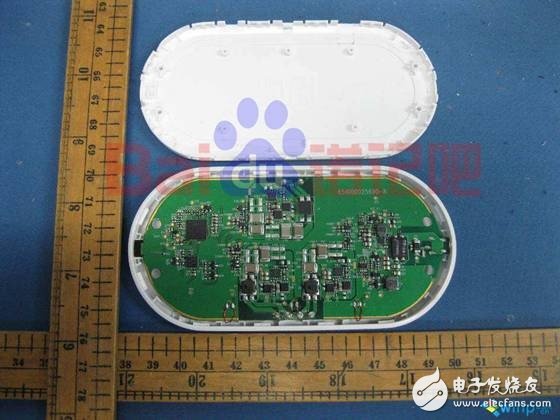 諾基亞Lumia 920無(wú)線充電底座DT-900拆解