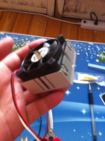 不愁沒冰箱！電子制冷DIY冰鎮(zhèn)冰壺