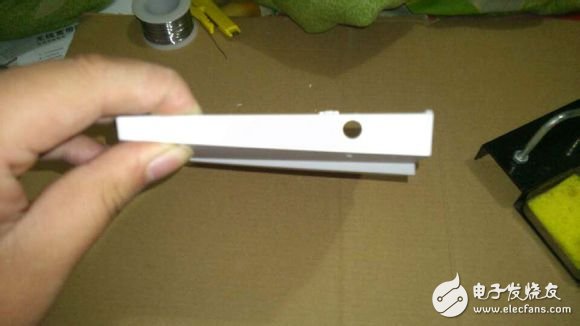 覆蓋范圍1000米！DIY大功率高增益無線路由器
