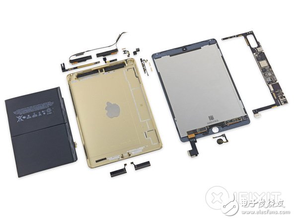 照例來張全家福。這一次，iFixit 給 iPad Air 2 打出的可維修指數(shù)為 2 分，分?jǐn)?shù)越高，越容易維修，最高為 10 分。