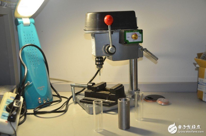 顛覆想象！專業(yè)工程師制作的DIY多功能移動電源