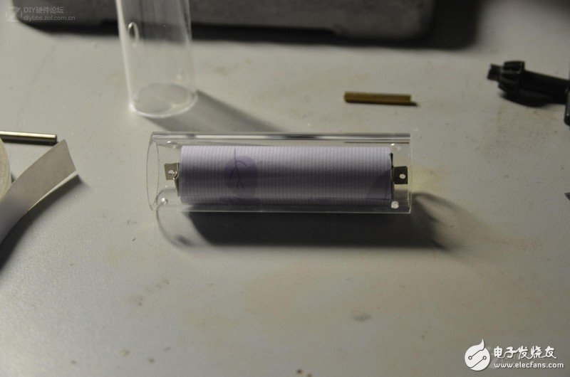 顛覆想象！專業(yè)工程師制作的DIY多功能移動電源