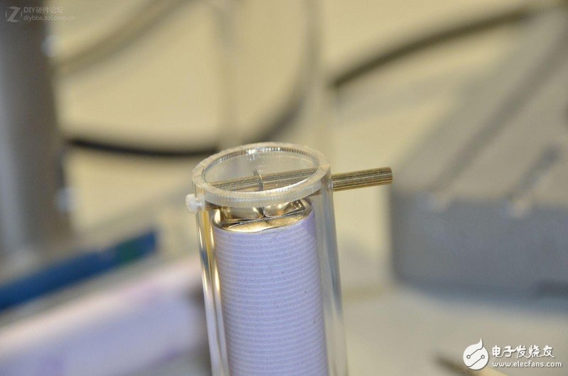 顛覆想象！專業(yè)工程師制作的DIY多功能移動電源