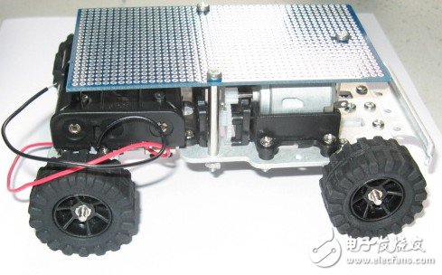 電賽展示：四輪越野型車體硬件設(shè)計曝光