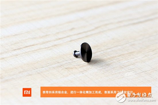 小米手環(huán)2暴力拆解評測 對比上一代差別在哪？