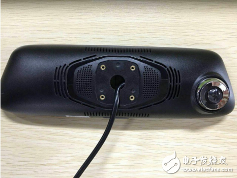 大拆解！高逼格定制化PC6車載智能后視鏡