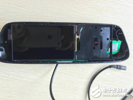 大拆解！高逼格定制化PC6車載智能后視鏡