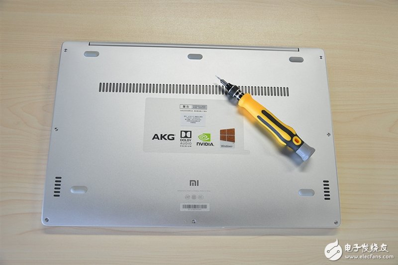 小米筆記本Air首發(fā)拆解：做工用料堪稱(chēng)一流！