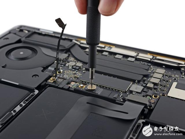 蘋果新Macbook Pro13寸拆解：集成度創(chuàng)新高度 搭配史上最好音質
