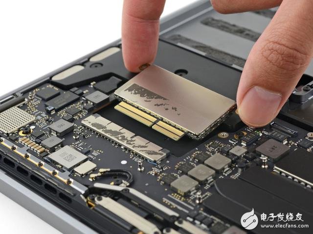 蘋果新Macbook Pro13寸拆解：集成度創(chuàng)新高度 搭配史上最好音質