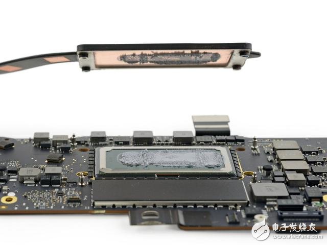蘋果新Macbook Pro13寸拆解：集成度創(chuàng)新高度 搭配史上最好音質