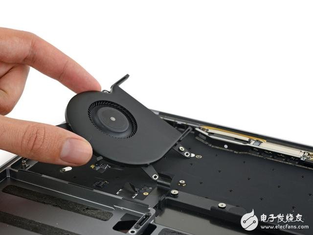 蘋果新Macbook Pro13寸拆解：集成度創(chuàng)新高度 搭配史上最好音質