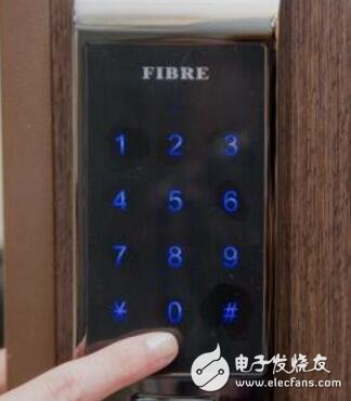 電子密碼鎖的設(shè)計(jì)外文翻譯