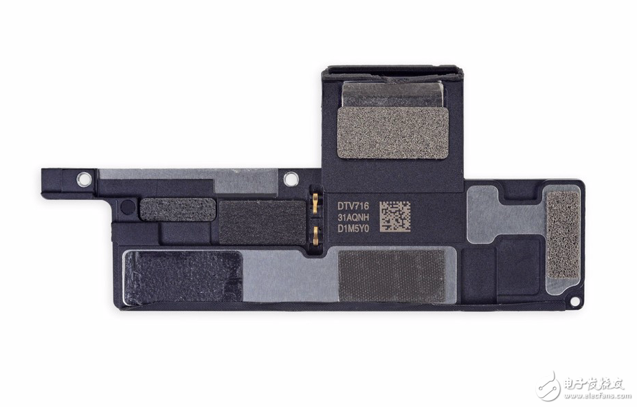 10.5英寸iPad Pro首拆解：為了高刷新頻率上了四根排線！