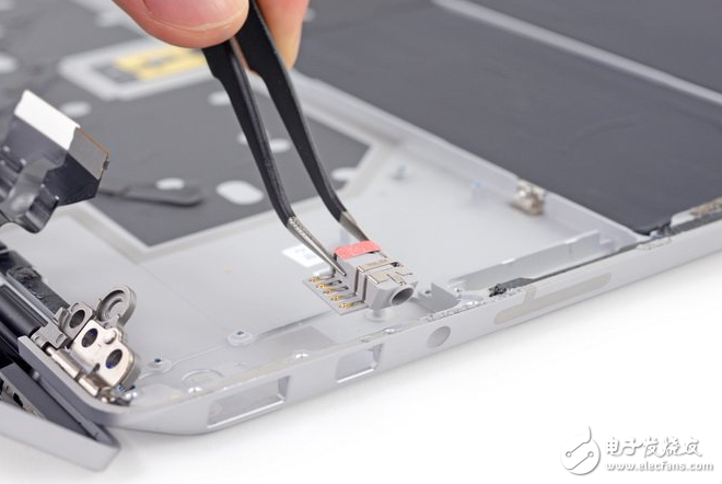 Surface Laptop拆解：修理Surface Laptop最好的方法就是換一臺(tái)