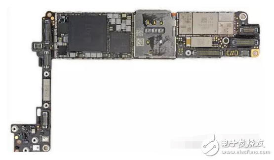 iphone8不止是感覺像iphone7，拆了機(jī)和蘋果7也是差不了多少，不怕果粉心寒嗎？