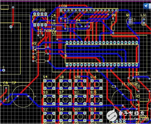 PCB布線過程中，退耦電容一般位于哪些位置