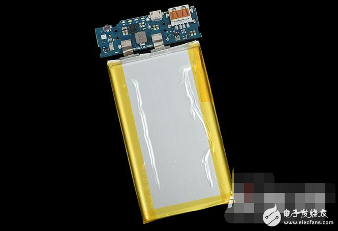 小米移動電源實測質(zhì)量滿分_小米移動電源能給iphone充電嗎