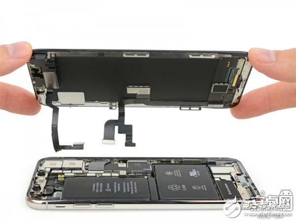 iPhone X最專業(yè)深度拆解！驚現(xiàn)神秘芯片