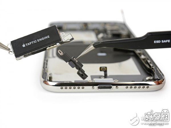 iPhone X最專業(yè)深度拆解！驚現(xiàn)神秘芯片