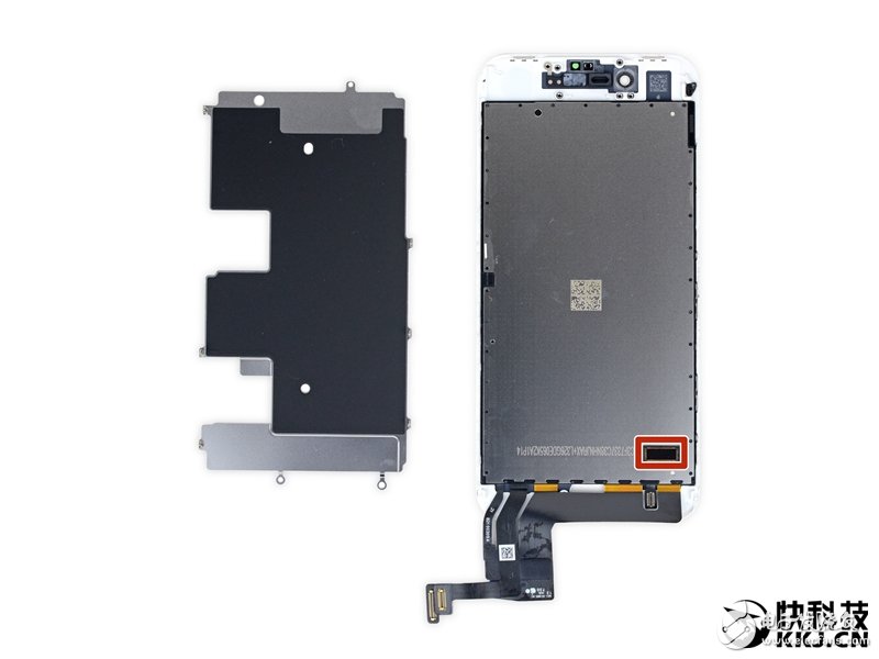 iPhone 8完全拆解：罕見2GB內(nèi)存造就奇跡！