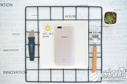 2999元！OPPO R11拆解：居然具備生活防水？(組圖)