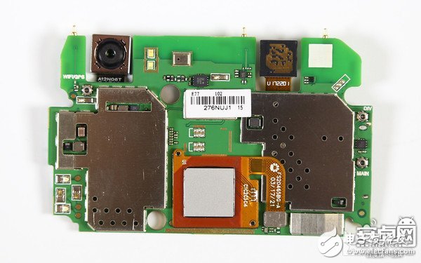 海信手機H10拆機 做工良好結(jié)構(gòu)不復雜