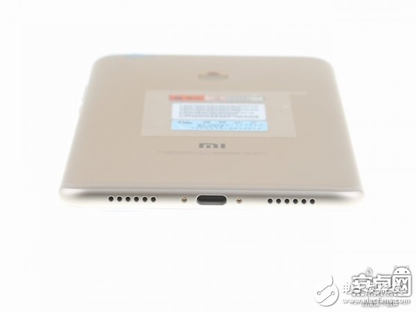 小米Max 2手機拆解：動手難度不高，容易維修