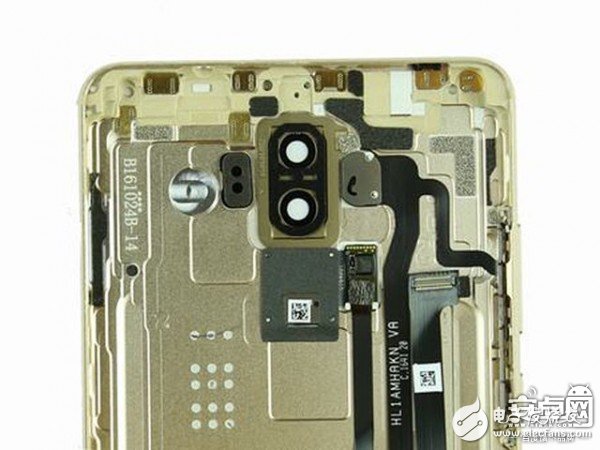 [圖]華為Mate 9拆解：做工整齊、用料扎實
