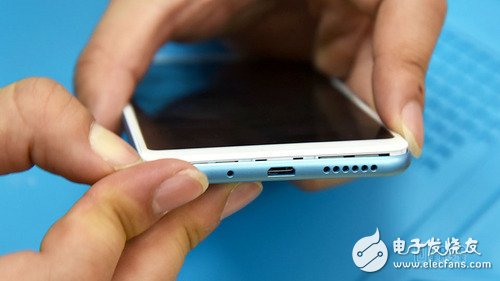千元性價(jià)比神器！紅米Note 5拆解超詳細(xì)拆解