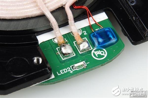 99元值了！小米無線充電器開箱拆解