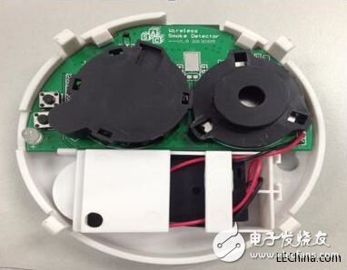 智能家居對(duì)IoT的體現(xiàn)，可以通過(guò)IoT技術(shù)將家中的各種智能設(shè)備連接在一起